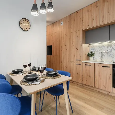 Flat Near Koneser Center Апартаменти Варшава