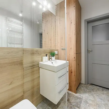 Апартаменти Flat Near Koneser Center *