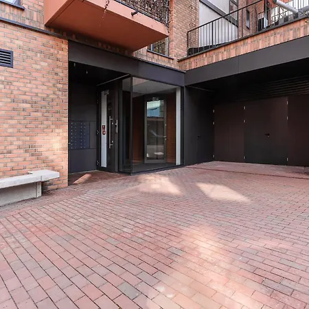 Flat Near Koneser Center Апартаменти