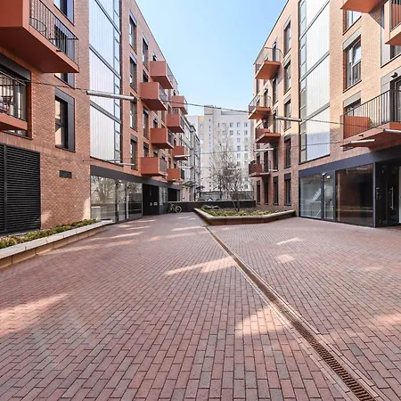 Flat Near Koneser Center Апартаменти Варшава